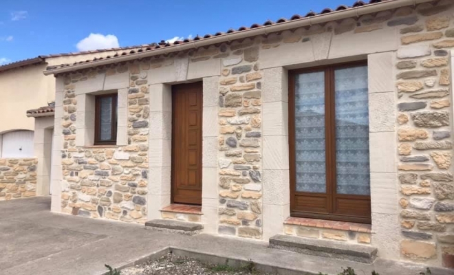 Réalisation d'une façade a la chaux en imitation pierre Alès, Lunel, La Façon d'Antoine