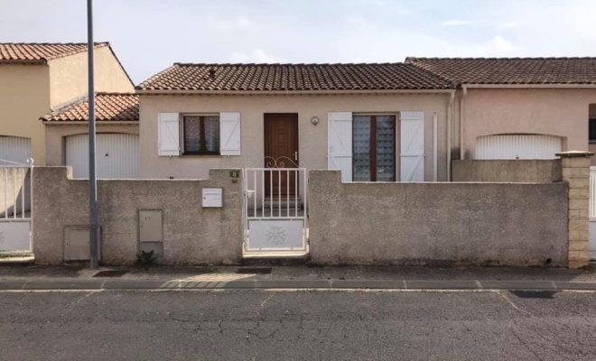 Réalisation d'une façade a la chaux en imitation pierre Alès, Lunel, La Façon d'Antoine