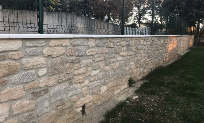 Réalisation d'une façade à la chaux Vendargues, Lunel, La Façon d'Antoine