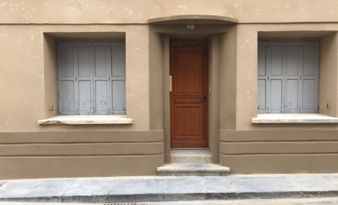 Rénovation d'une façade à la chaux façon torchi à l'ancienne Lunel, Lunel, La Façon d'Antoine