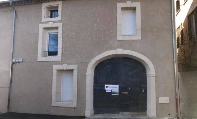 Rénovation d'une façade à la chaux façon torchi à l'ancienne Jacou, Lunel, La Façon d'Antoine