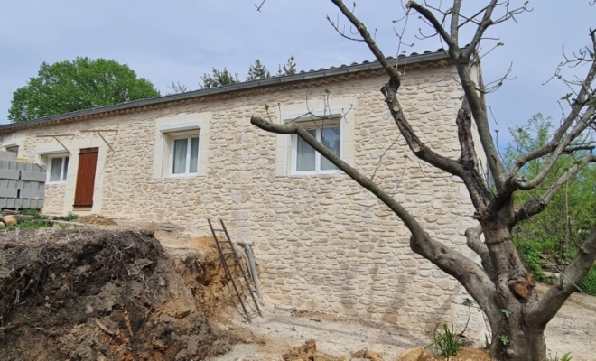 Rénovation d'une maison dans la ville de Alès à la chaux, Lunel, La Façon d'Antoine